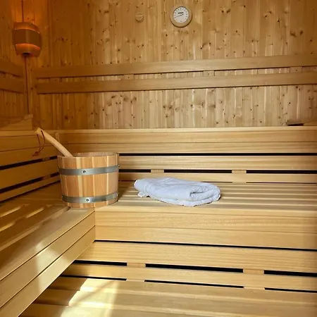 Hotel Badehaus & Restaurant Neubrandenburg