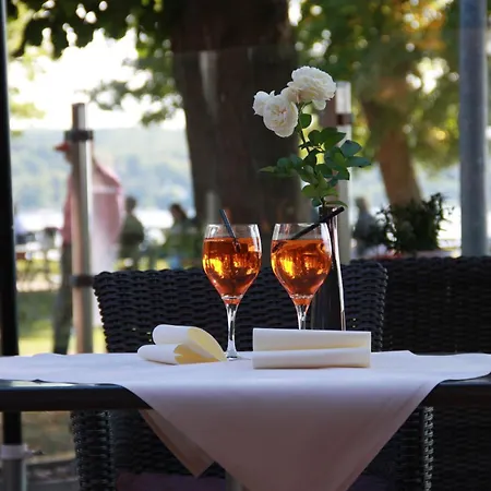 Badehaus & Restaurant 3*